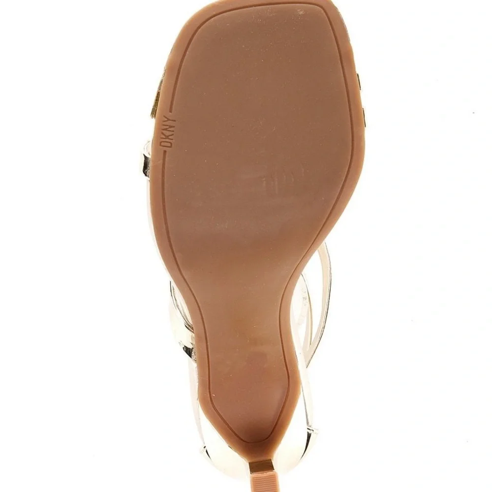 DKNY
Audrey Strappy Metallic Patent Dress Sandals size 8.5 - Picture 5 of 5